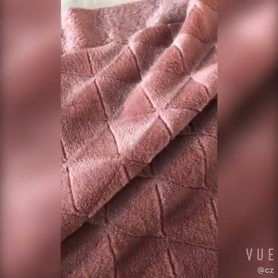 پارچه پشمی فلانل نرم برس خورده 280 گرمی برای ست لباس خواب
