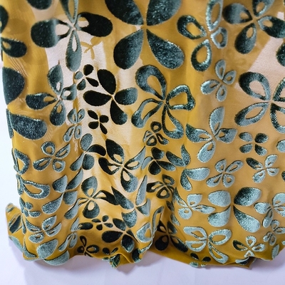 طرح گل پارچه مخملی کره ای 140 گرمی برای روسری زنانه